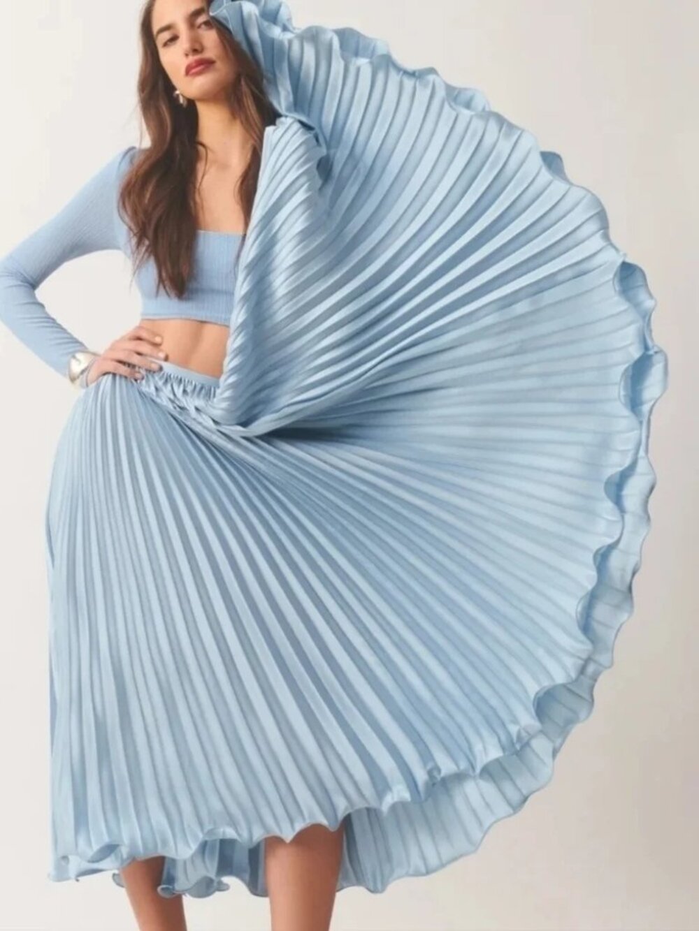 Reformation Silky Pleated Skirt in Light Blue. Never Been Worn!